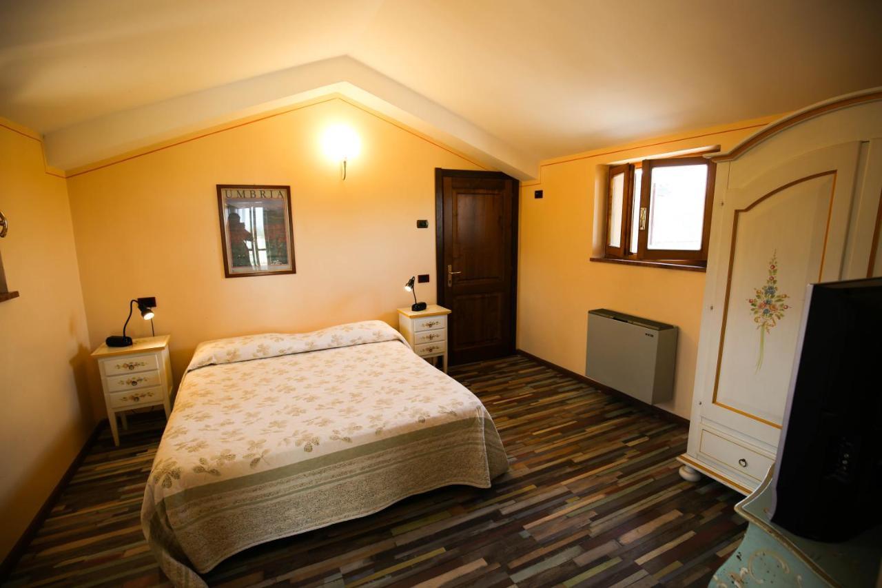 Hotel Benedetti Campello sul Clitunno Buitenkant foto
