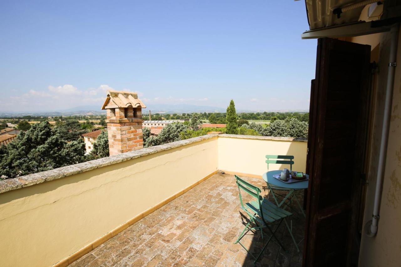 Hotel Benedetti Campello sul Clitunno Buitenkant foto
