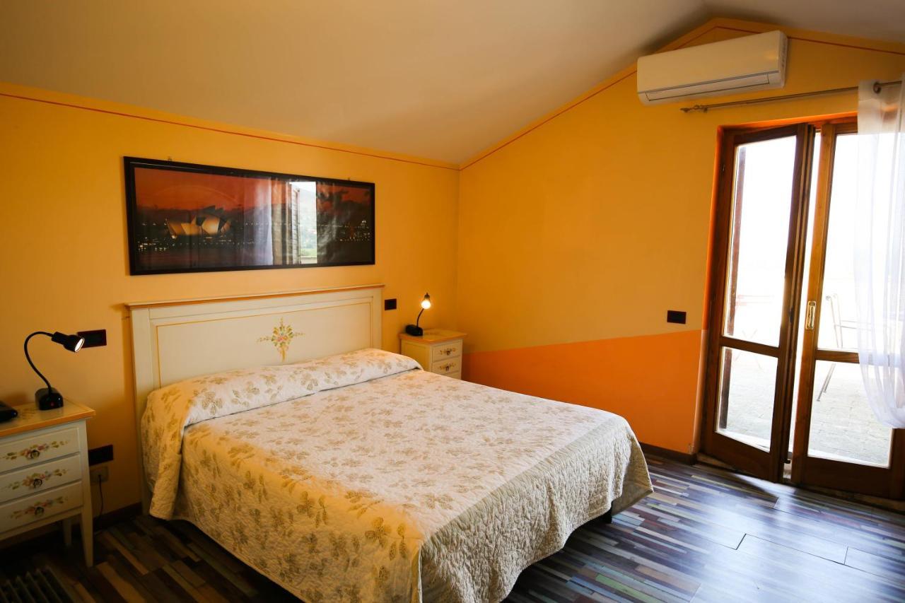 Hotel Benedetti Campello sul Clitunno Buitenkant foto