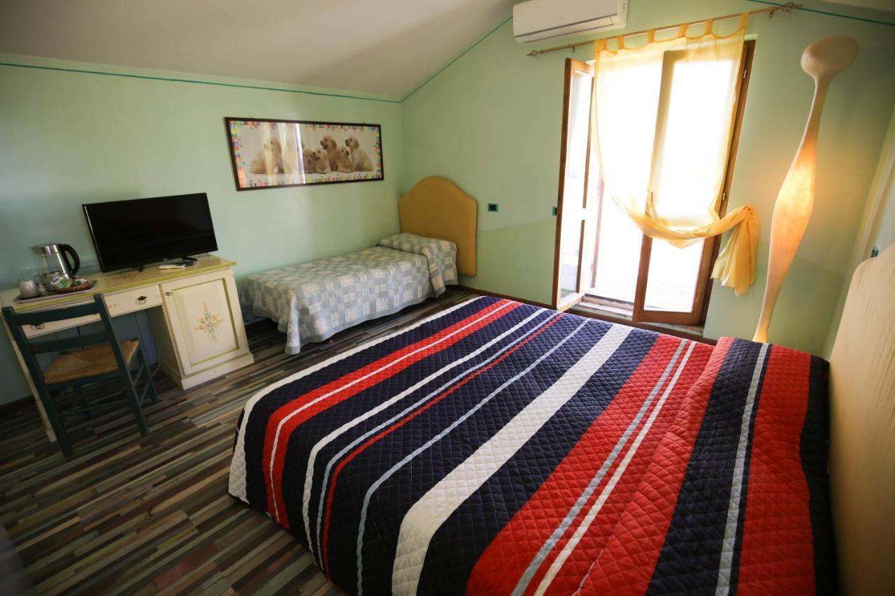 Hotel Benedetti Campello sul Clitunno Buitenkant foto