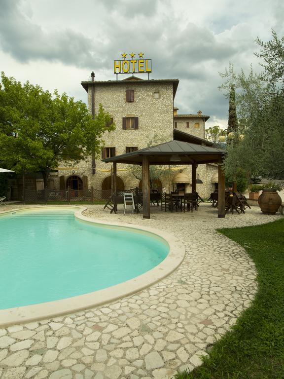 Hotel Benedetti Campello sul Clitunno Buitenkant foto